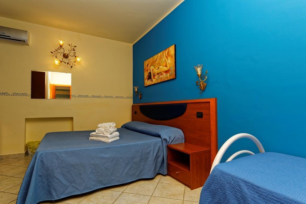 Bed & Breakfast La Villetta บอตริเชลโล ภายนอก รูปภาพ