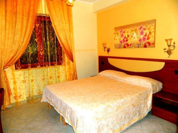 Bed & Breakfast La Villetta บอตริเชลโล ภายนอก รูปภาพ