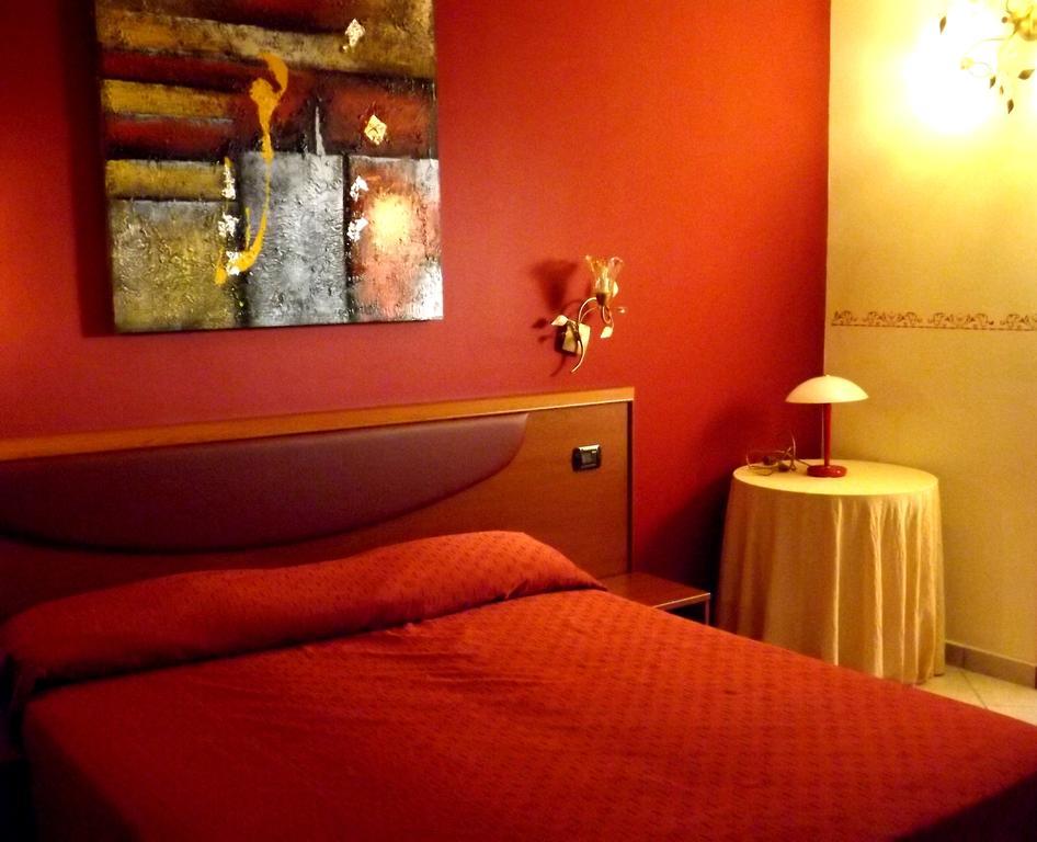 Bed & Breakfast La Villetta บอตริเชลโล ห้อง รูปภาพ