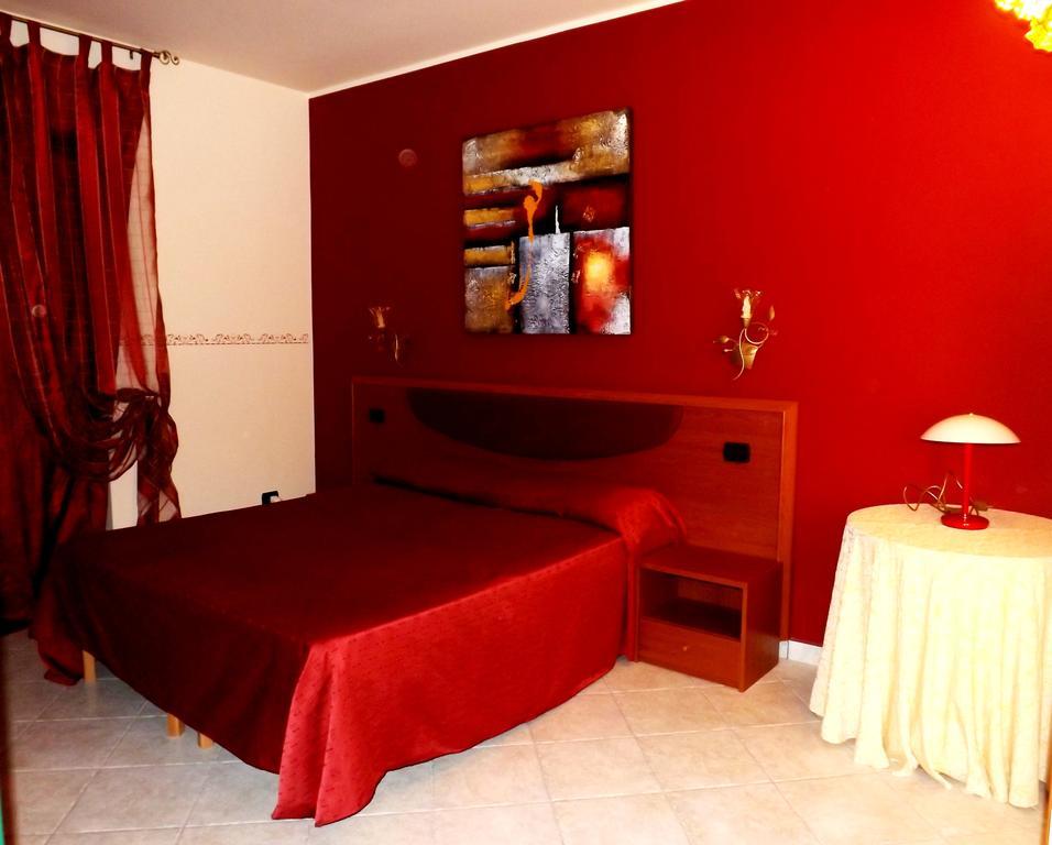 Bed & Breakfast La Villetta บอตริเชลโล ภายนอก รูปภาพ
